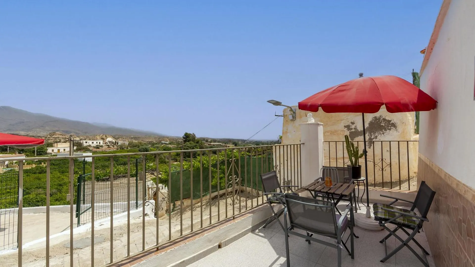 Villa Cueva Almería